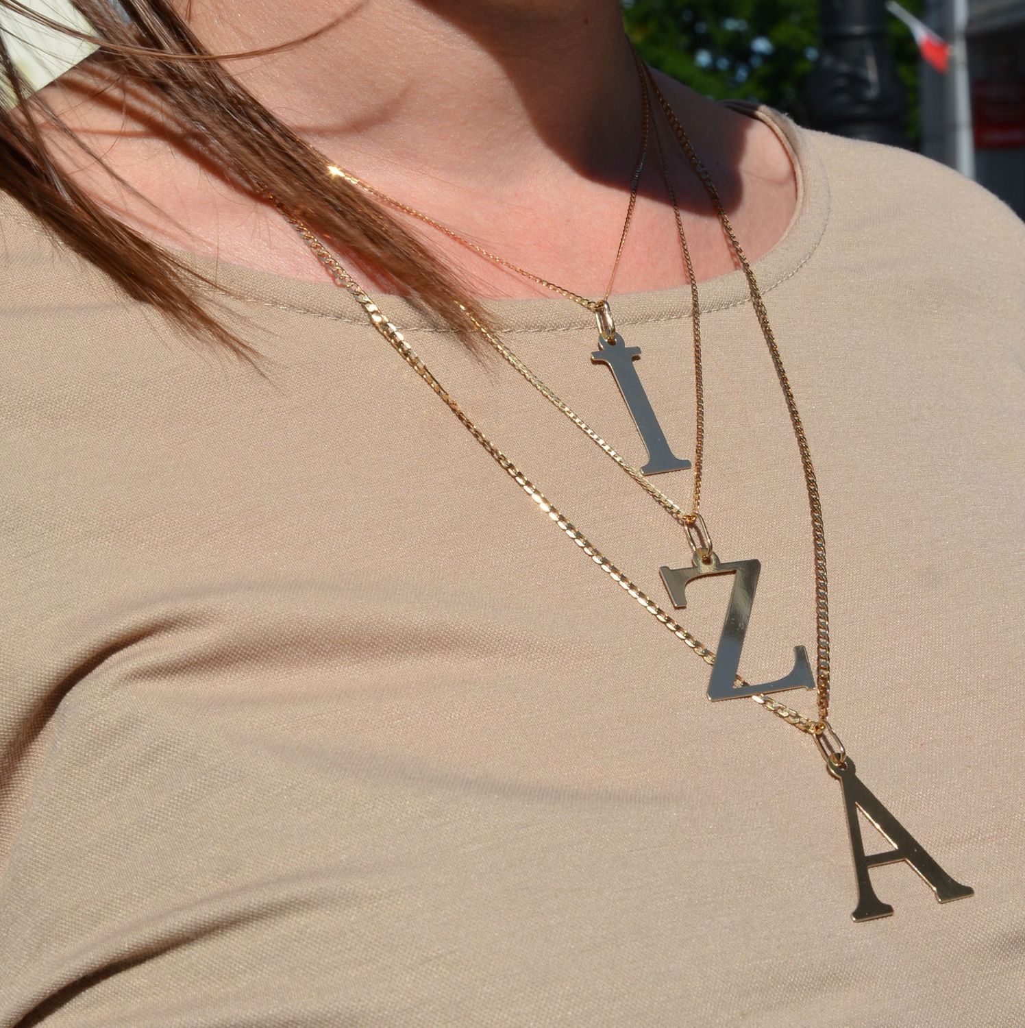 Efektywna zawieszka w kształcie litery K, wykonana z wysokiej jakości złota próby 585..jpg